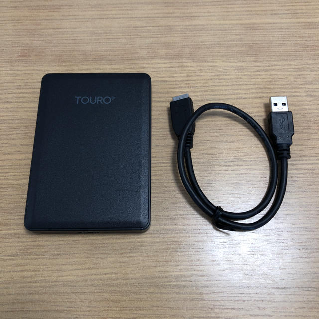 Buffalo(バッファロー)のHGST 1TB USB3.0 モバイル外付けHDD スマホ/家電/カメラのPC/タブレット(PC周辺機器)の商品写真