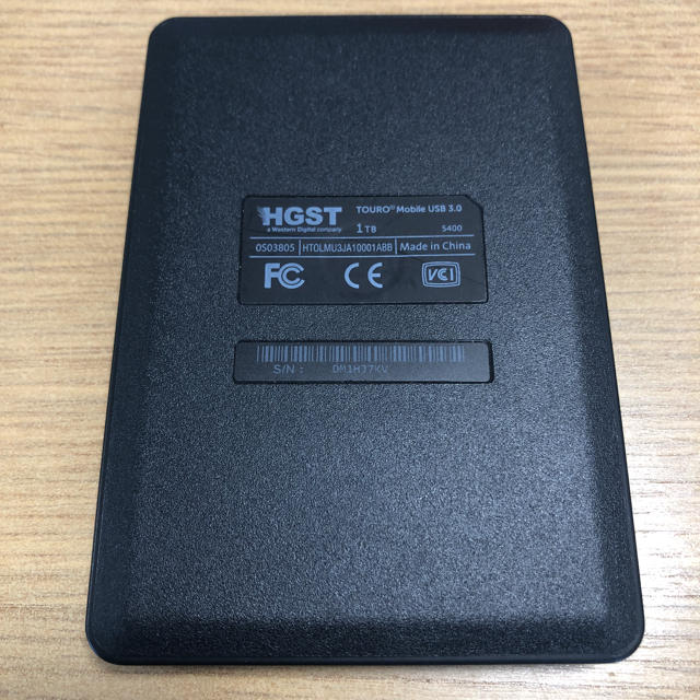 Buffalo(バッファロー)のHGST 1TB USB3.0 モバイル外付けHDD スマホ/家電/カメラのPC/タブレット(PC周辺機器)の商品写真