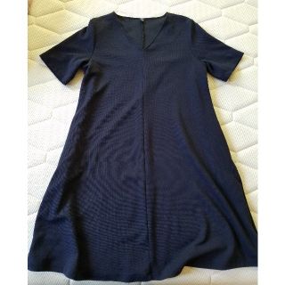 ユニクロ(UNIQLO)の【お値下げ】UNIQLO☆ ワンピース(ひざ丈ワンピース)