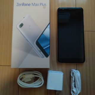 エイスース(ASUS)のZenFone Max Plus (M1)(スマートフォン本体)