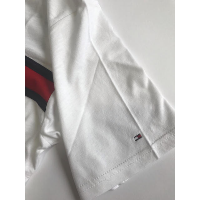 TOMMY HILFIGER(トミーヒルフィガー)の新品 メンズ トミーヒルフィガー 半袖Ｔシャツ M size 相当 メンズのトップス(Tシャツ/カットソー(半袖/袖なし))の商品写真