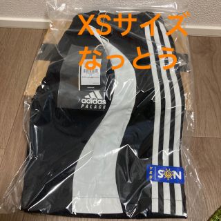 アディダス(adidas)の【X最安値】即完！！adidas × palace ショーツ(ショートパンツ)