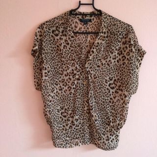 トップショップ(TOPSHOP)のTOPSHOP★レオパード柄★ブラウス★(シャツ/ブラウス(半袖/袖なし))