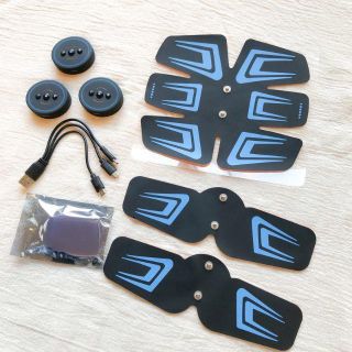 ems 腹筋ベルト USB充電(トレーニング用品)