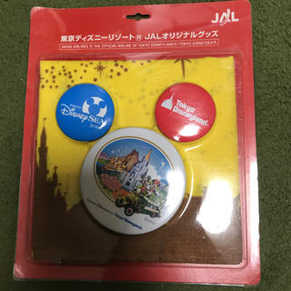 JAL 非売品　ディズニーリゾート　バンダナ  缶バッジ　缶バッチ(バッジ/ピンバッジ)