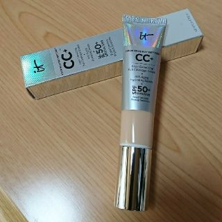 セフォラ(Sephora)のCCクリーム　*it cosmetics*　セフォラ購入品(ファンデーション)