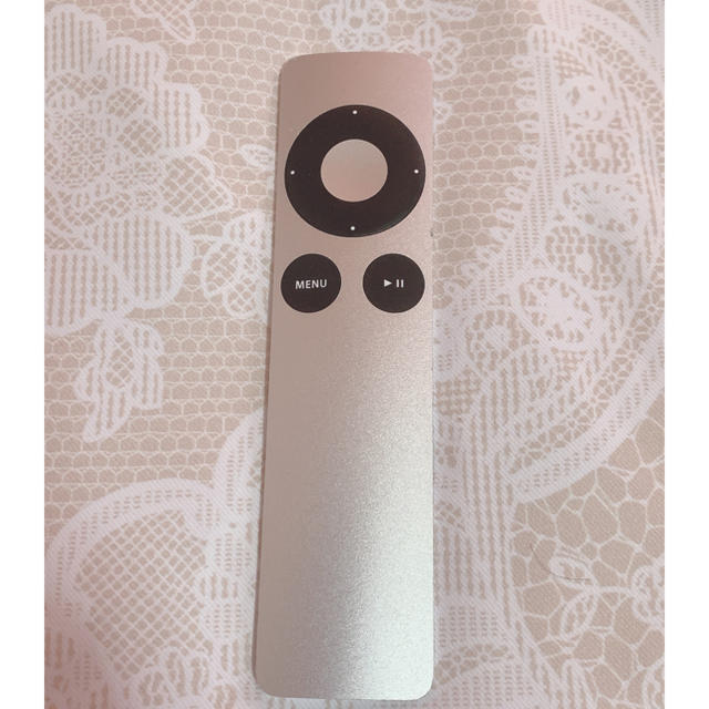 Apple(アップル)のapple tv リモコン スマホ/家電/カメラのカメラ(その他)の商品写真