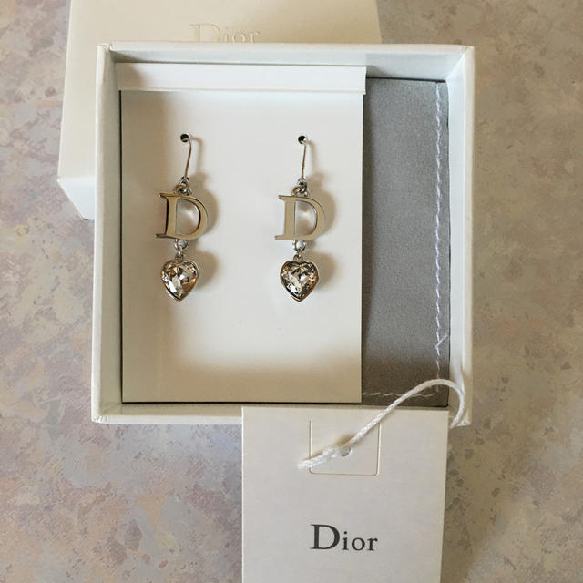 ＊Dior  ディオール　ピアス　ハート＊