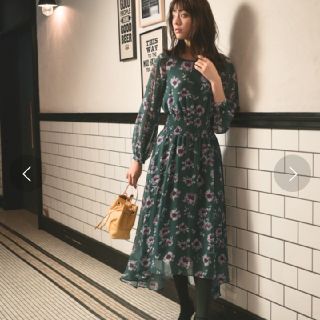 アンデミュウ シフォンワンピース ワンピースの通販 21点 Andemiuのレディースを買うならラクマ アンデミュウ シフォンワンピース ワンピースの通販 21点 Andemiuのレディースを買うならラクマ