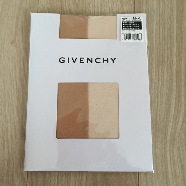 GIVENCHY(ジバンシィ)の値下げ！送料込み♡ジバンシィ  パンスト レディースのレッグウェア(タイツ/ストッキング)の商品写真