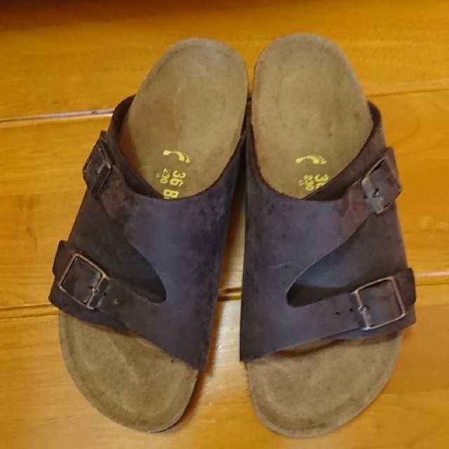 BIRKENSTOCK(ビルケンシュトック)の☆クラヴィエ様専用 ☆ ビルケンシュトック チューリッヒ サンダル  36 レディースの靴/シューズ(サンダル)の商品写真