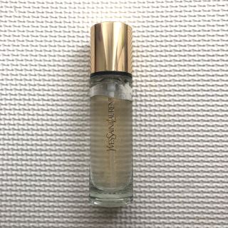 イヴサンローランボーテ(Yves Saint Laurent Beaute)のイブサンローラン ラディアントタッチ　ブラープライマー(化粧下地)