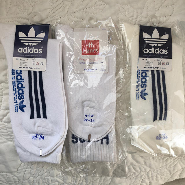 adidas(アディダス)のアディダス　ソックス　HANES 靴下　三足セット　22から24センチ レディースのレッグウェア(ソックス)の商品写真