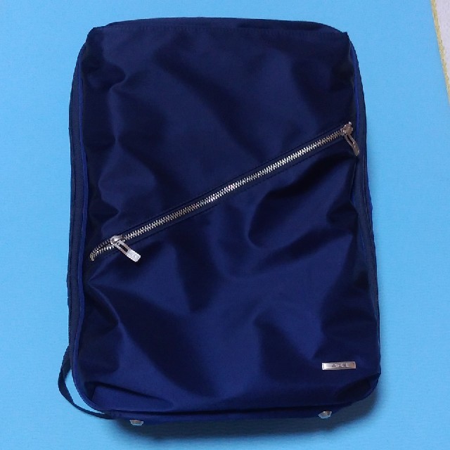 ace. - 【美品】ACE ビジネスリュック薄型軽量 ネイビーの通販 by サン