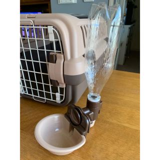 【美品】Richell 自動給水器 ブラウン(犬)