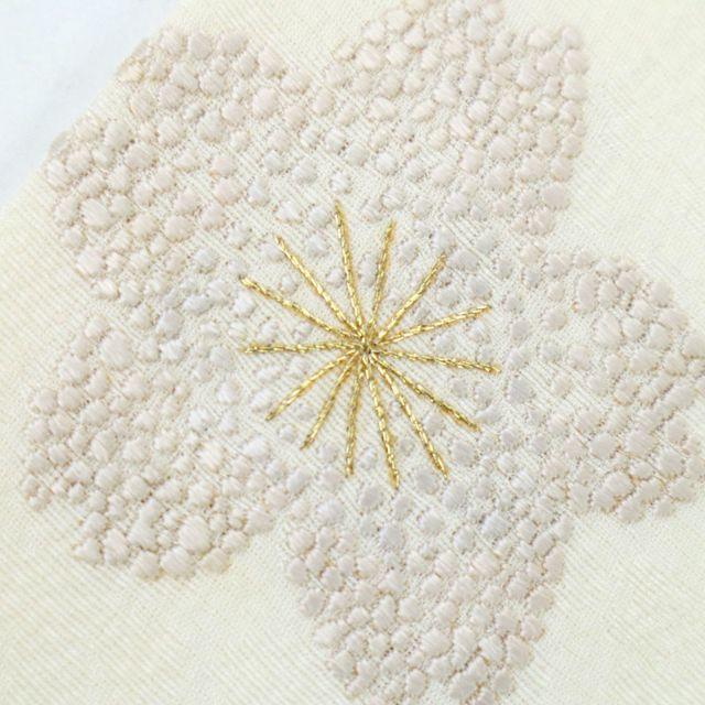 IKUMI様専用★刺繍■豪華桜の花模様訪問着■白地桜の地模様着物◆HS5-7》 レディースの水着/浴衣(着物)の商品写真