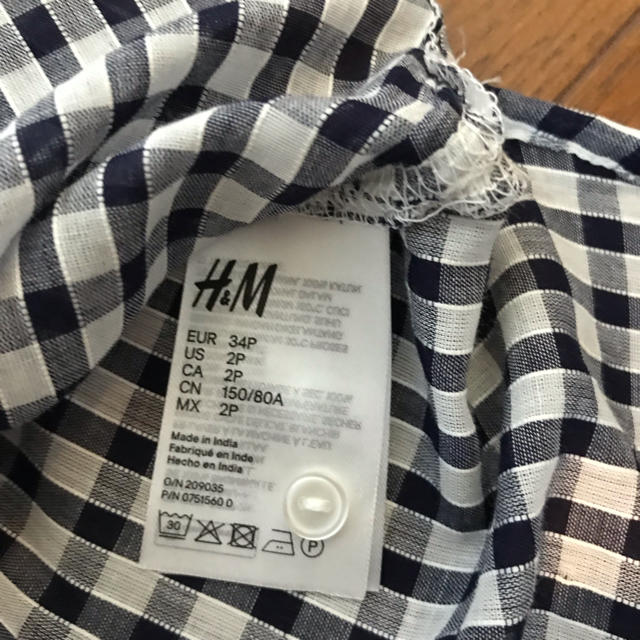 H&M(エイチアンドエム)の【未使用】⭐️ H&M フレンチスリーブチェックシャツ⭐️ レディースのトップス(シャツ/ブラウス(半袖/袖なし))の商品写真