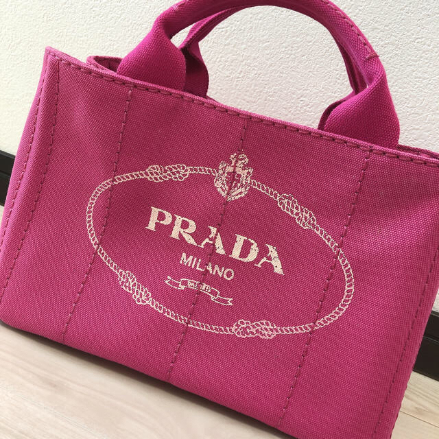 PRADA   カナパ