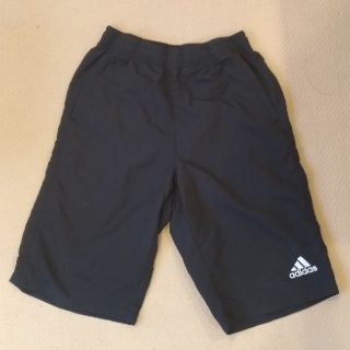 アディダス(adidas)のアディダス　ハーフパンツ　130cm (パンツ/スパッツ)