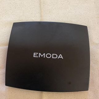 エモダ(EMODA)のEMODA トラベルパレット(コフレ/メイクアップセット)