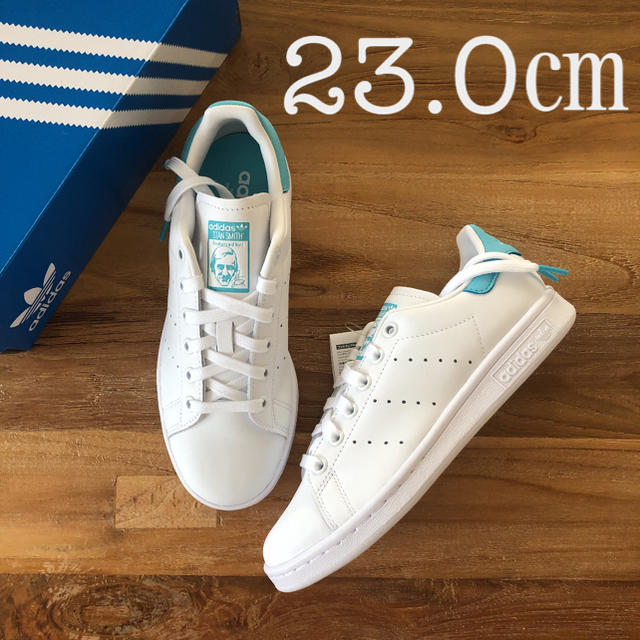 adidas(アディダス)の【新品】 23.0㎝ アディダス スタンスミス ホワイト ブルー レディースの靴/シューズ(スニーカー)の商品写真