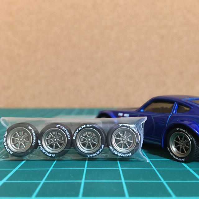 1/64 タイヤ&ホイールセット WATANABE ホットウィール トミカの 1/64 タイヤ&ホイールセット WATANABE ホットウィール トミカの