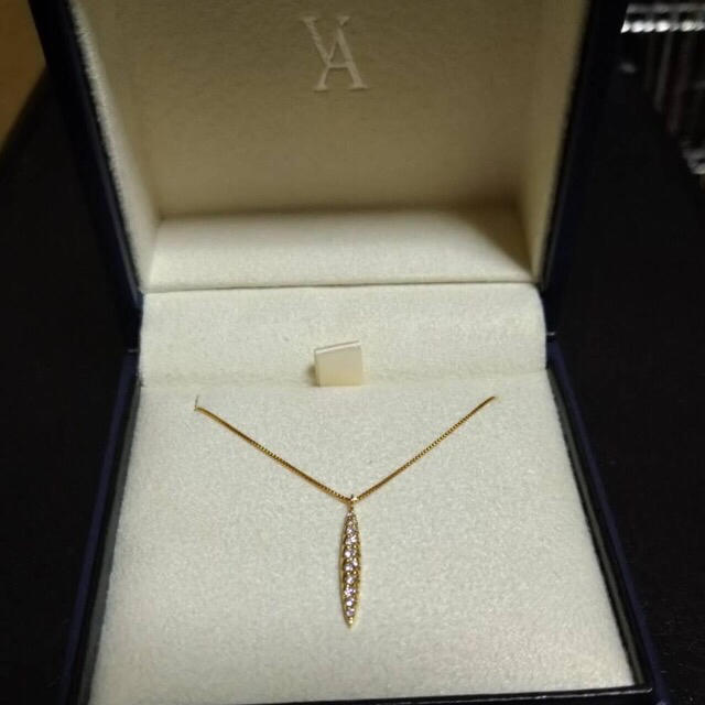Vendome Aoyama(ヴァンドームアオヤマ)のヴァンドーム青山　10石ダイアモンドネックレス　イエローゴールド レディースのアクセサリー(ネックレス)の商品写真