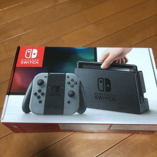 ニンテンドースイッチ(Nintendo Switch)の任天堂　スイッチ　中古　グレー(家庭用ゲーム機本体)