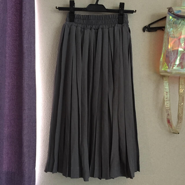 EMODA(エモダ)のミモレ丈プリーツスカート レディースのスカート(ひざ丈スカート)の商品写真