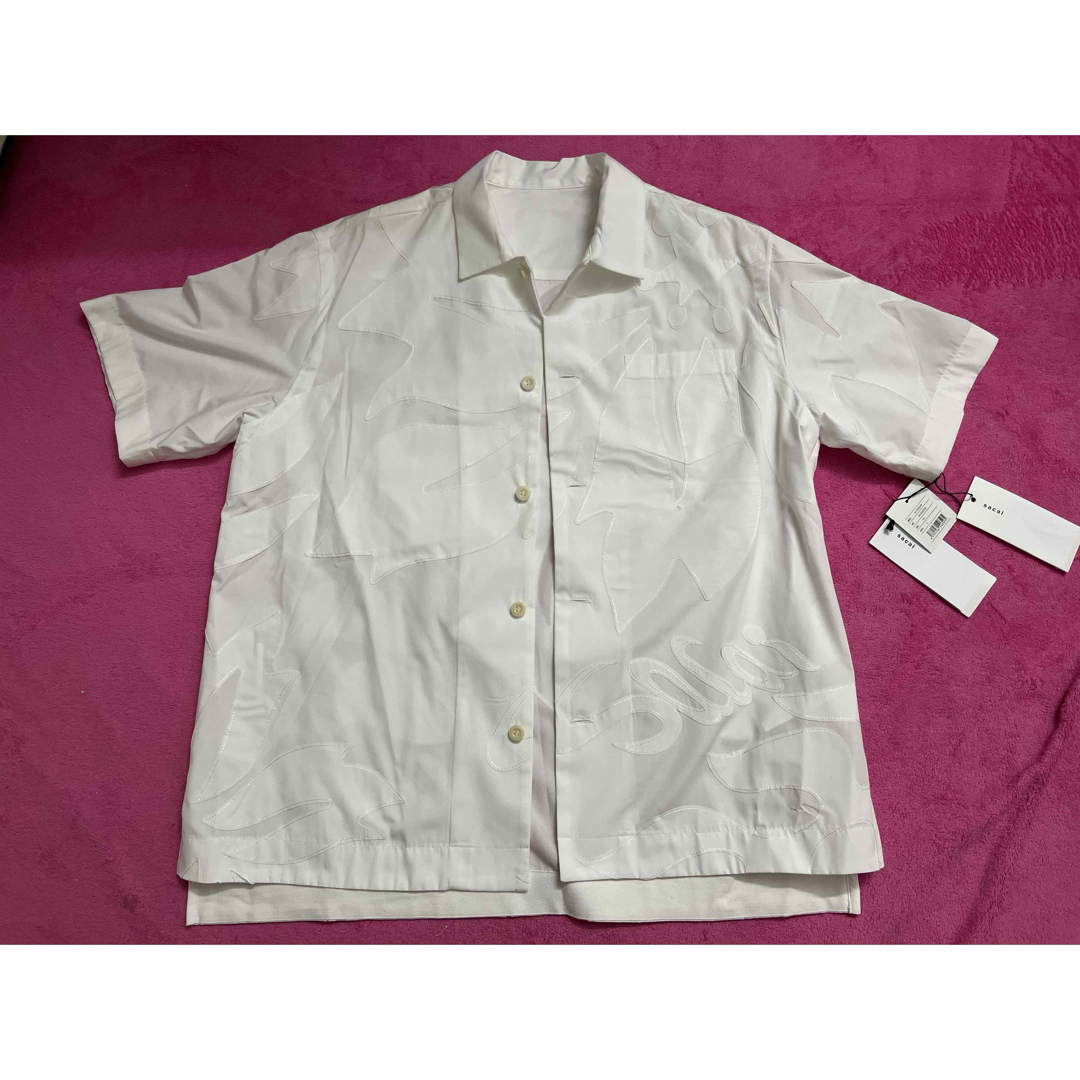 sacai - sacai24SS Floral Embroidered Patch Shirtの通販 by 要 sacai - sacai24SS Floral Embroidered Patch Shirtの通販 by 要