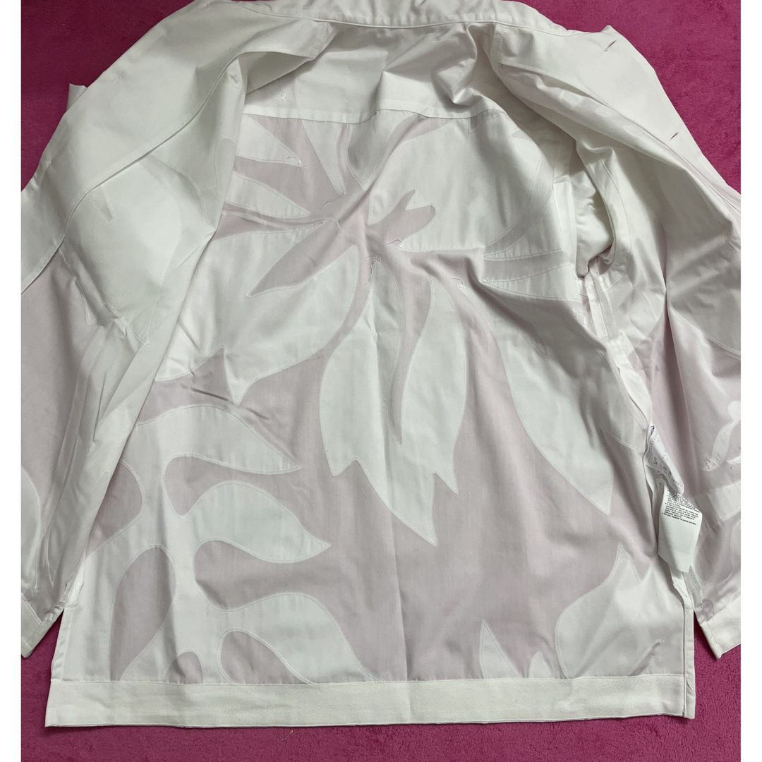 sacai - sacai24SS Floral Embroidered Patch Shirtの通販 by 要 sacai - sacai24SS Floral Embroidered Patch Shirtの通販 by 要