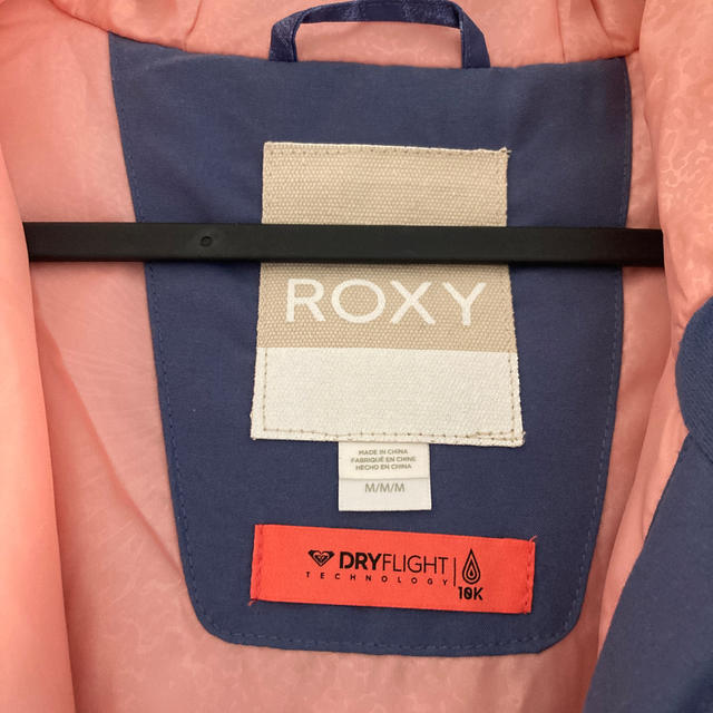 【最値下げしました】美品　Roxy スノージャケット