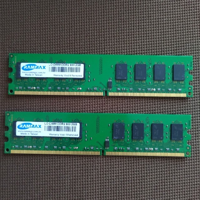 DDR2メモリ　4GB スマホ/家電/カメラのPC/タブレット(PCパーツ)の商品写真
