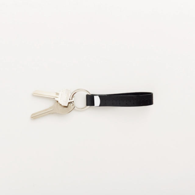 Hender Scheme(エンダースキーマ)のirose tape measure keyholder ブラック ユニセックス メンズのファッション小物(キーホルダー)の商品写真