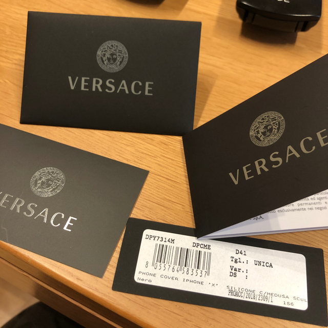 VERSACE(ヴェルサーチ)の本物証明つき！　versace  iPhone xケース スマホ/家電/カメラのスマホアクセサリー(iPhoneケース)の商品写真