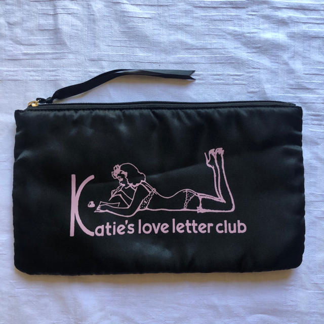 Katie(ケイティー)の【katie】ラブレタークラブクラッチバッグ レディースのバッグ(クラッチバッグ)の商品写真