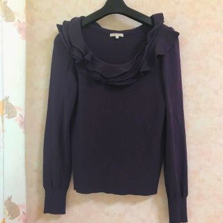 トゥービーシック(TO BE CHIC)の【美品】TO BE CHIC フリル ニット ブラウス(ニット/セーター)