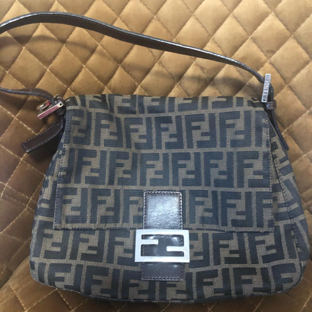 FENDI マンマバケット早い者勝ち！本日限定値下げ