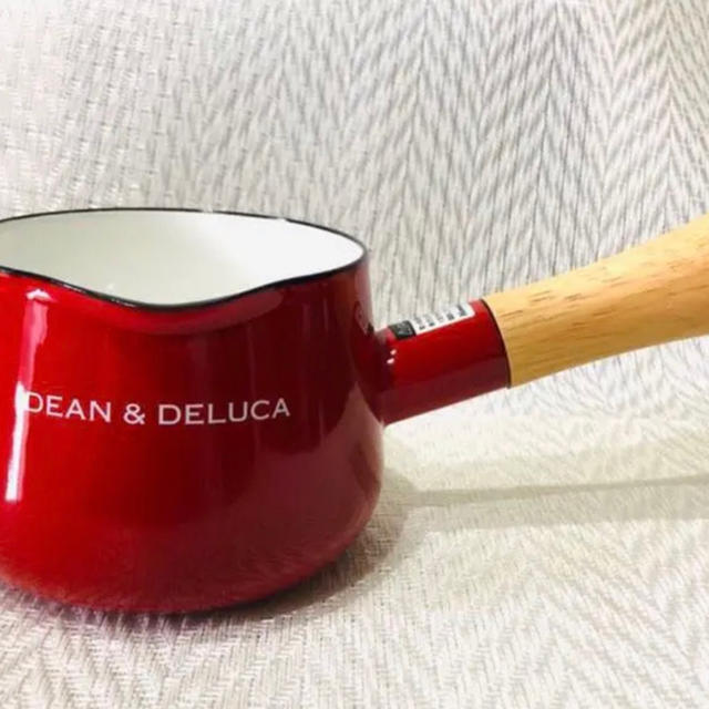 DEAN & DELUCA(ディーンアンドデルーカ)のDEAN & DELUCA ホーローケトル＆片手鍋 セット レッド 新品未使用 インテリア/住まい/日用品のキッチン/食器(鍋/フライパン)の商品写真