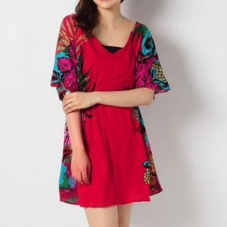 デシグアル(DESIGUAL)の新品　タグ付き　ドレススイムウェア　デシグアル　(ひざ丈ワンピース)