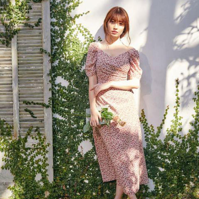 完売❗️Cherry Pattern Cache-Coeur One-Piece 販売卸し売り