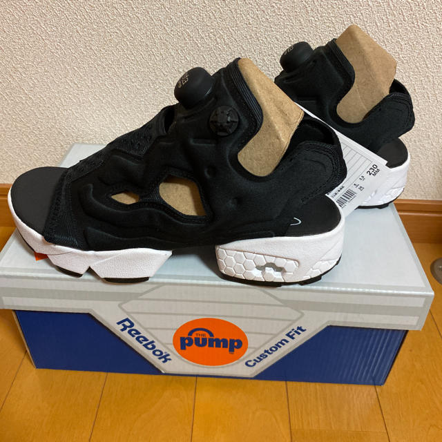 Reebok INSTAPUMP FURY SANDALサンダル