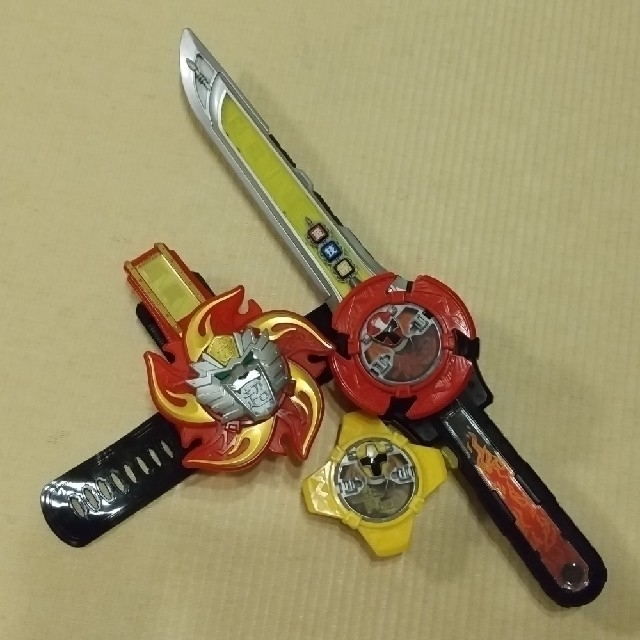 BANDAI(バンダイ)の手裏剣戦隊ニンニンジャー  セット エンタメ/ホビーのフィギュア(特撮)の商品写真