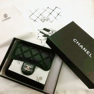 シャネル(CHANEL)のCHANEL 二つ折り ウォレット ♡ノベルティVIPグッズ(財布)