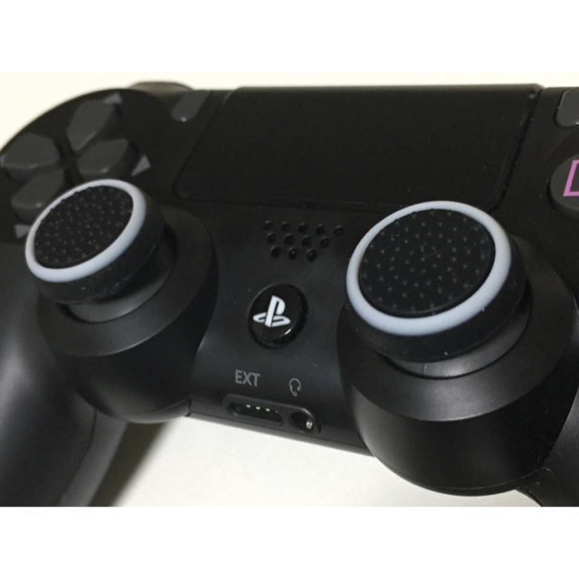 スティックカバー 2個セット Ps4 Xbox コントローラー 白色の通販 By Clacci S Shop ラクマ スティックカバー 2個セット Ps4 Xbox コントローラー 白色の通販 By Clacci S Shop ラクマ