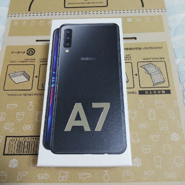 SAMSUNG(サムスン)のGalaxy A7 ブラック 新品未開封 スマホ/家電/カメラのスマートフォン/携帯電話(スマートフォン本体)の商品写真