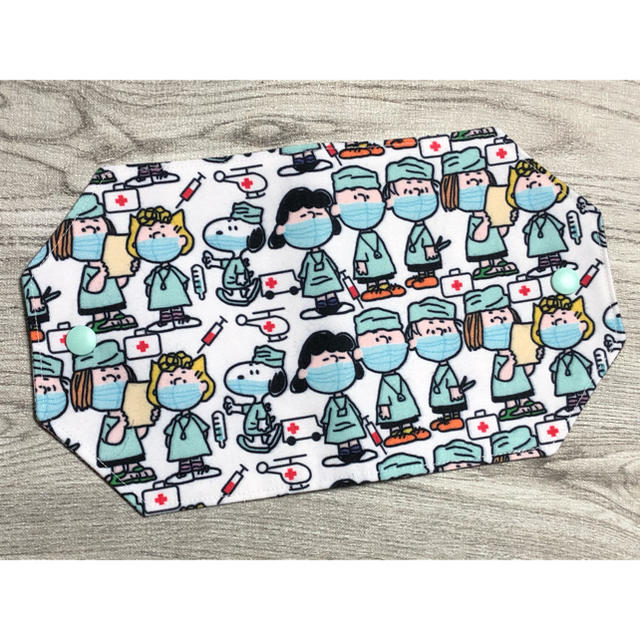 Snoopy スヌーピー 大きめサイズ お医者さん柄 仮置き マスクケース ハンドメイド の通販 By うみ1800 S Shop スヌーピー ならラクマ Snoopy スヌーピー 大きめサイズ お医者さん柄 仮置き マスクケース ハンドメイド の通販 By うみ1800 S Shop スヌーピー ならラクマ
