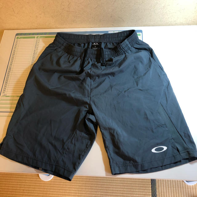 Oakley(オークリー)のオークリー　ハーフパンツ　グレー　XL メンズのパンツ(ショートパンツ)の商品写真