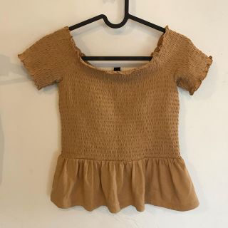 アメリカンイーグル(American Eagle)のオフショルトップス　イエロー(カットソー(半袖/袖なし))