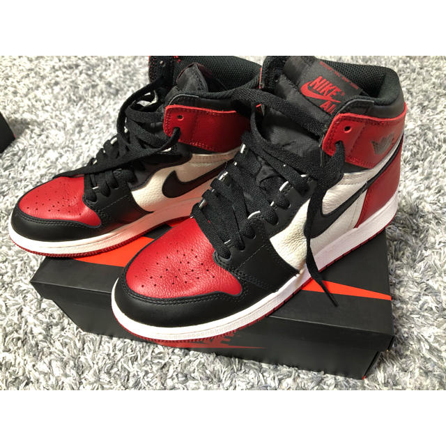 8/31まで値下中　NIKE air jordan1 RED 24.5